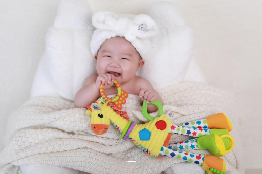 余江八个月的宝宝能吃虾吗